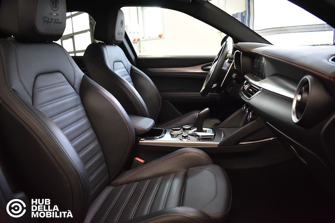 ALFA ROMEO Stelvio 2.2 Turbodiesel 210 CV AT8 Q4 Tributo Italiano